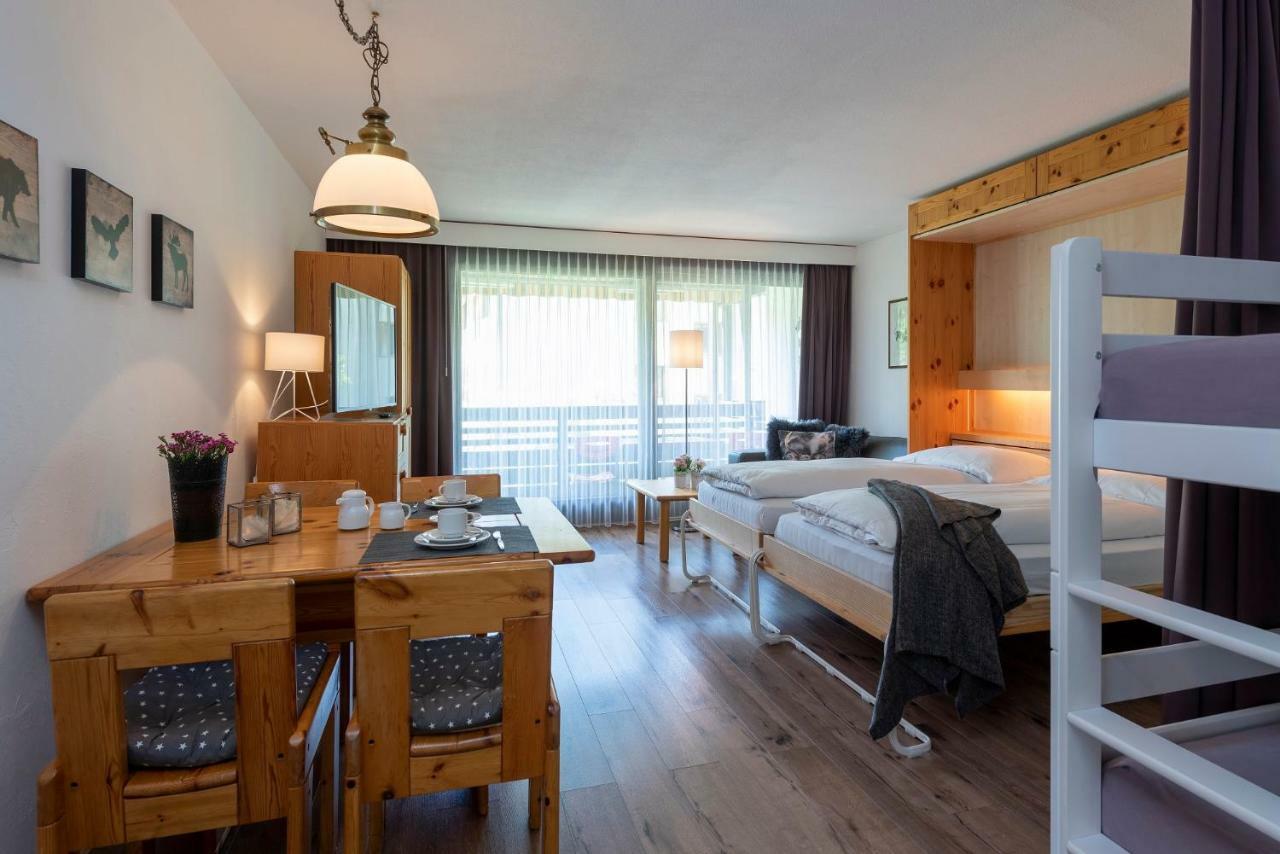 Zuhause In Den Alpen Ihre Ferienwohnung Mit Hallenbad Und Sauna Lenzerheide Ngoại thất bức ảnh